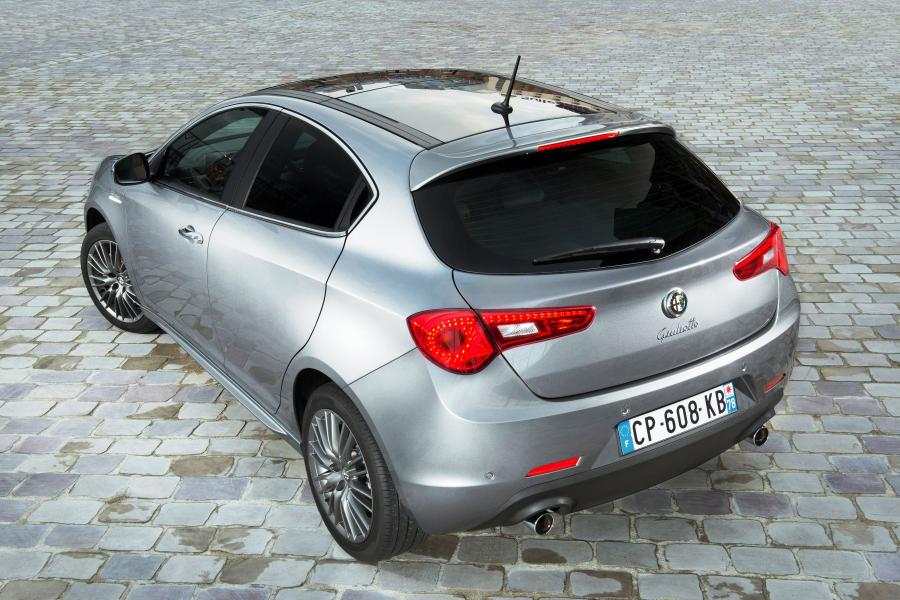  Alfa Romeo Giulietta Collezione (940) 2012 года  (фото 13 из 15)
